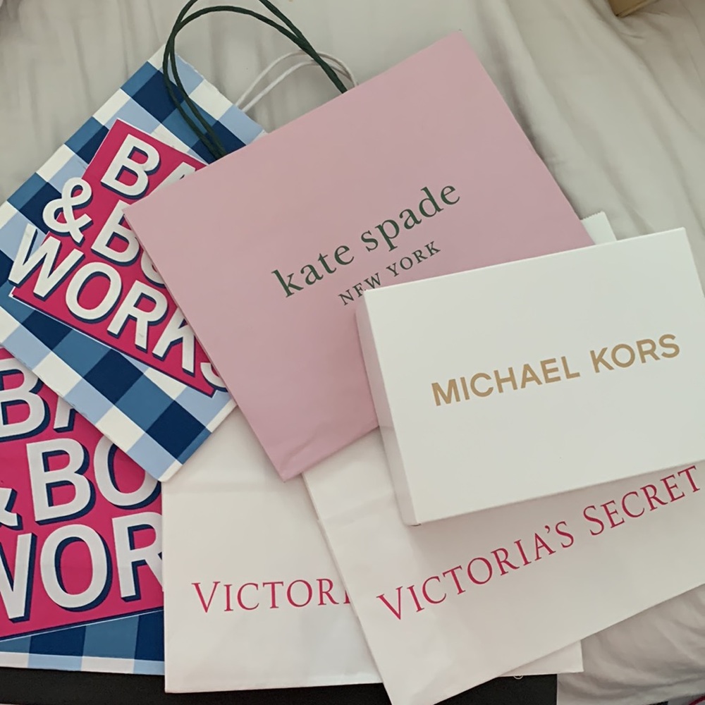 Gift Bags & Box